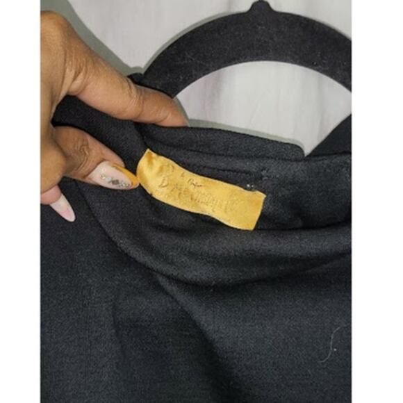 B. Altman & Co Fifth Ave NY Vintage Black Collared Crop Top Button Front Size S - Picture 6 of 6